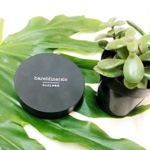 Bare Minerals Barepro powder foundation 05 sateen